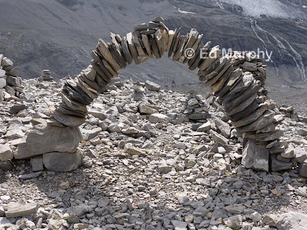 Cairn art at the L&auml;mmeren Hut