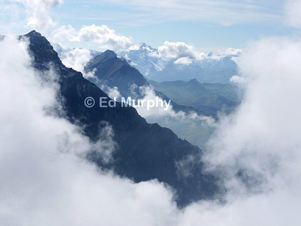Afternoon cloud around the Lohner and the distant Wildhorn