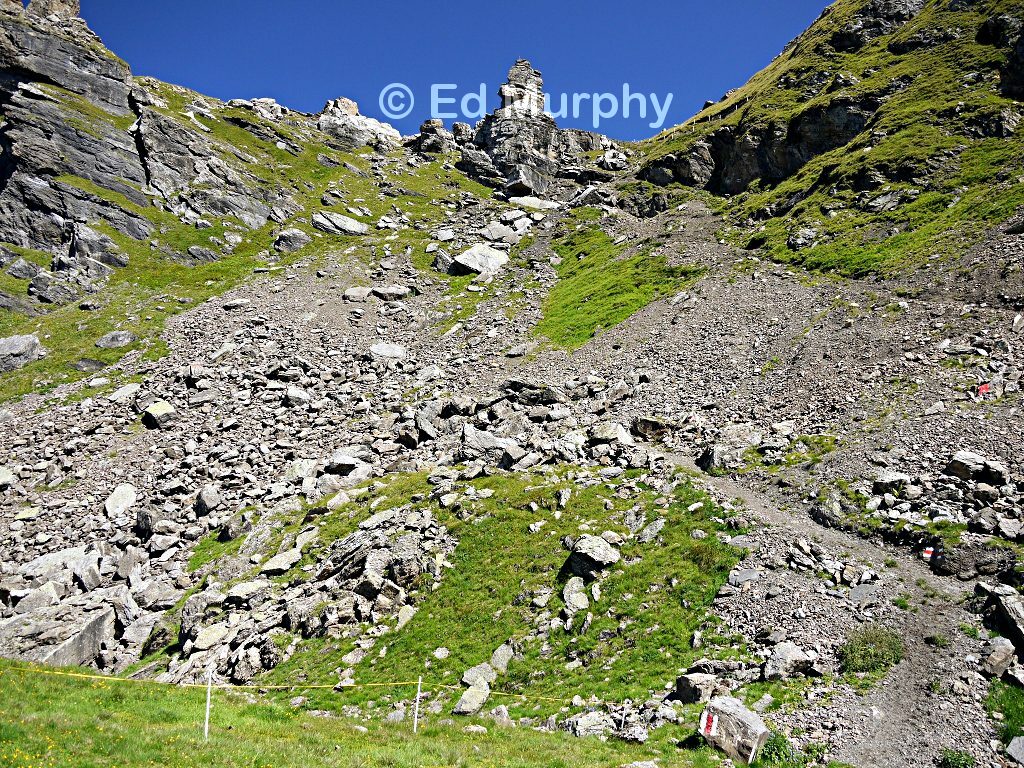 Approaching the Hireli saddle on the way to the Reeti