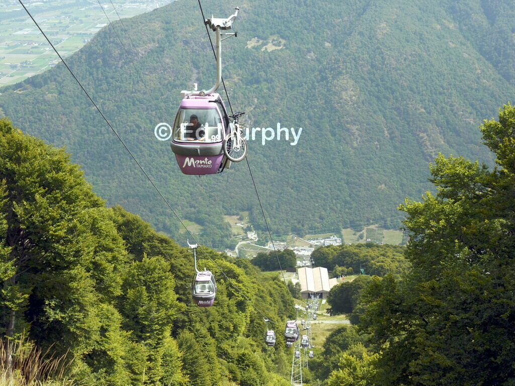 The Alpe Foppa lift on the slopes of Monte Tamaro