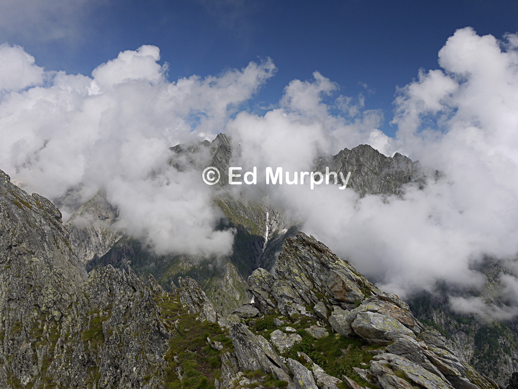Cloud begins to clear around the summit of the Jolitaler Schwarzhorn