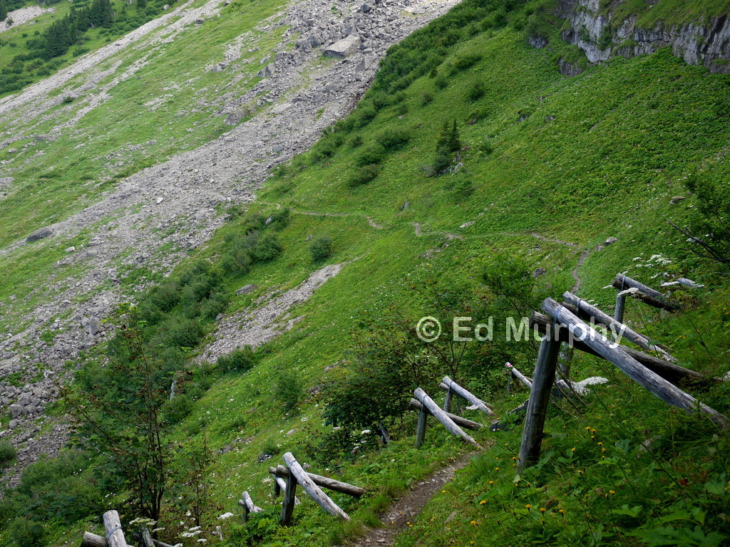 The Stufenstein track on the Niesen
