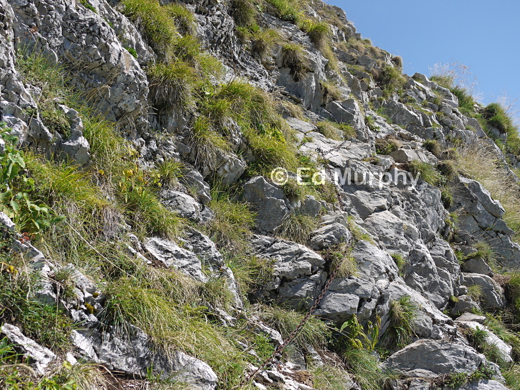 The rock band on the SW ridge of the Dent de Lys
